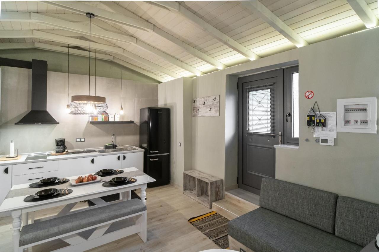 Vaya'S Cottage 5Km Ευθεία Από Κέντρο Τρικάλων Tríkala Eksteriør billede