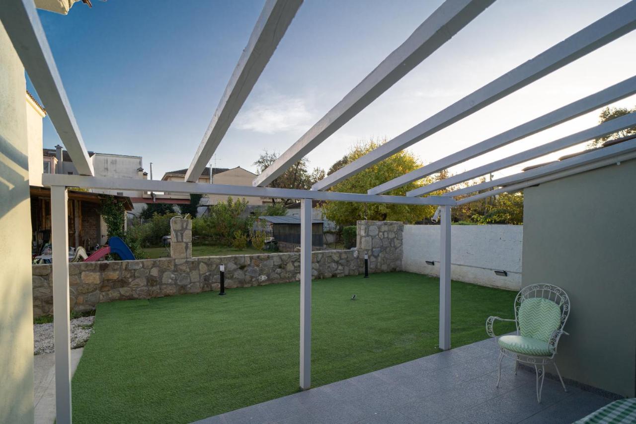 Vaya'S Cottage 5Km Ευθεία Από Κέντρο Τρικάλων Tríkala Eksteriør billede